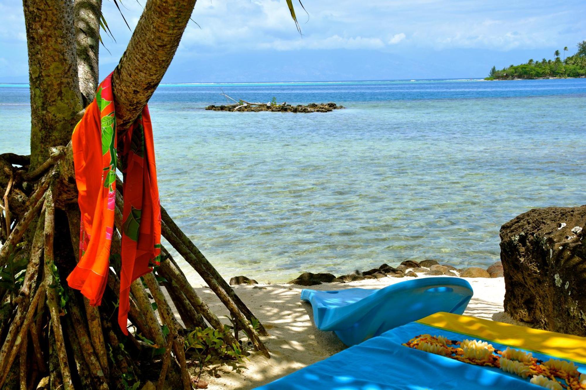 Te Ora Hau Ecolodge Afareaitu Værelse billede